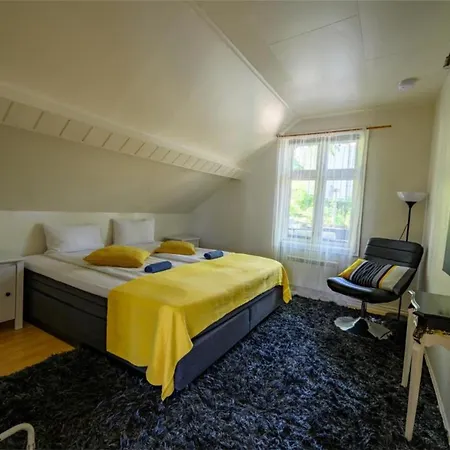 Charming 4-bedroom In Appartement Stavanger